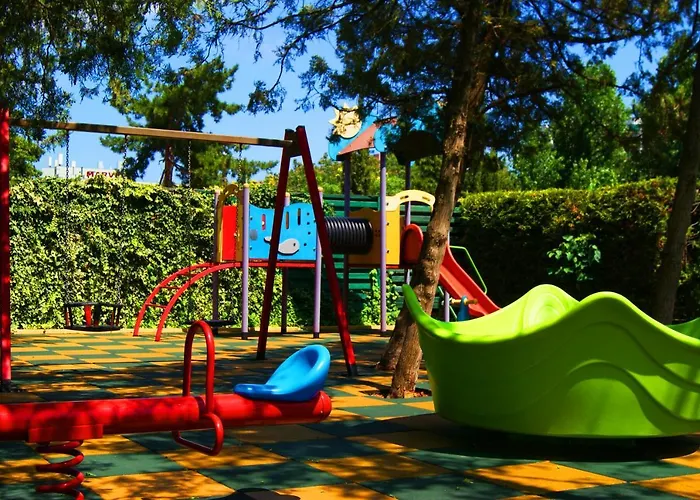 Хотел Flamingo Sunny