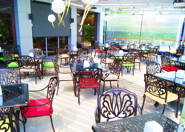 Хотел Flamingo Sunny 4*