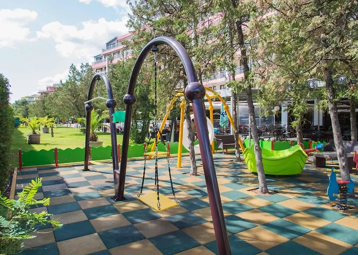 Flamingo Sunny Хотел 4*