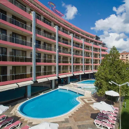 فندق Flamingo Sunny 4*
