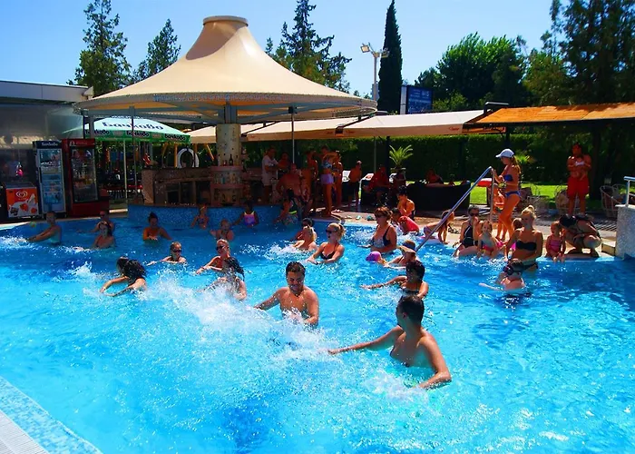 Flamingo Sunny מלון 4*