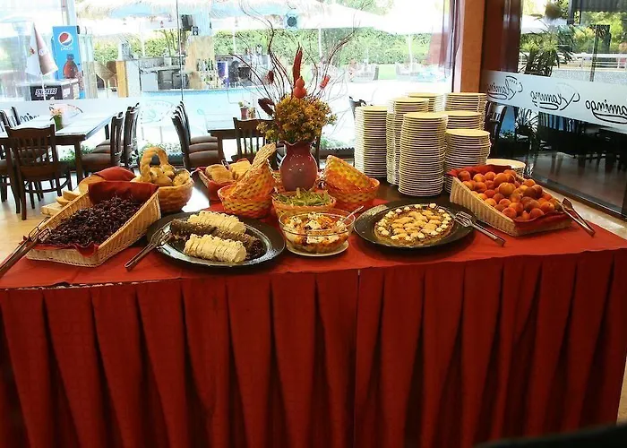 Flamingo Sunny מלון 4*