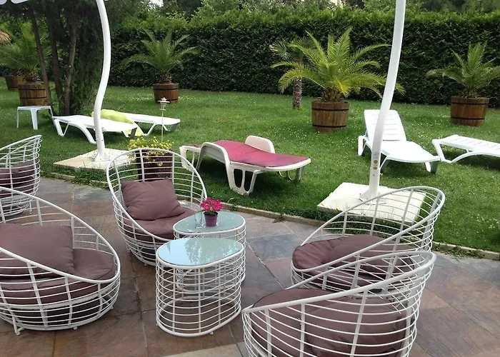 מלון Flamingo Sunny