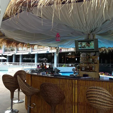 Flamingo Sunny Hotell