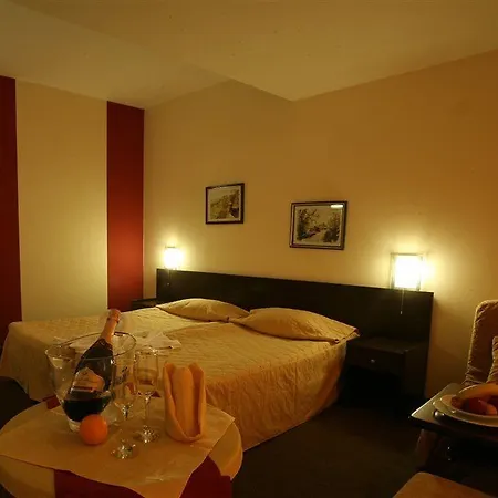 Flamingo Sunny Slăntjev Brjag