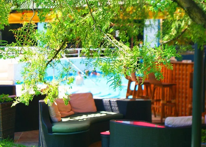 Flamingo Sunny 호텔